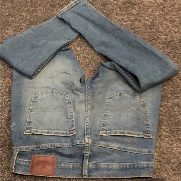 Jeans - Picture 2 of 3